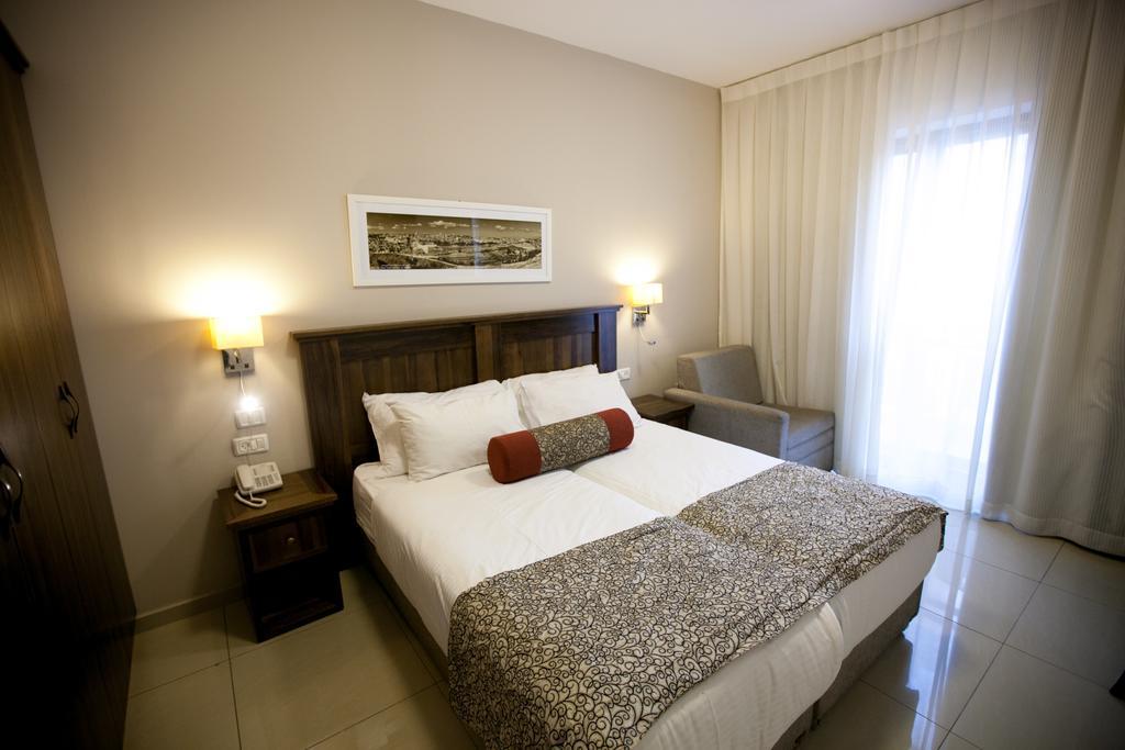 Center Hotel 4*